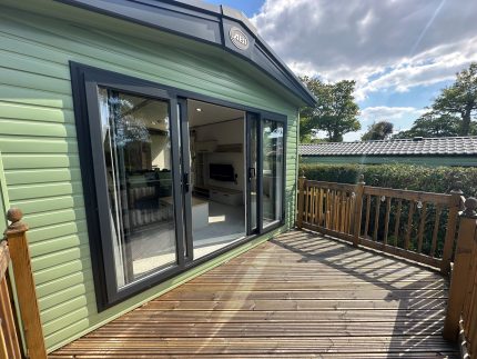 Previously Owned ABI Beverley 39&#8242; x 12&#8242; Holiday Home